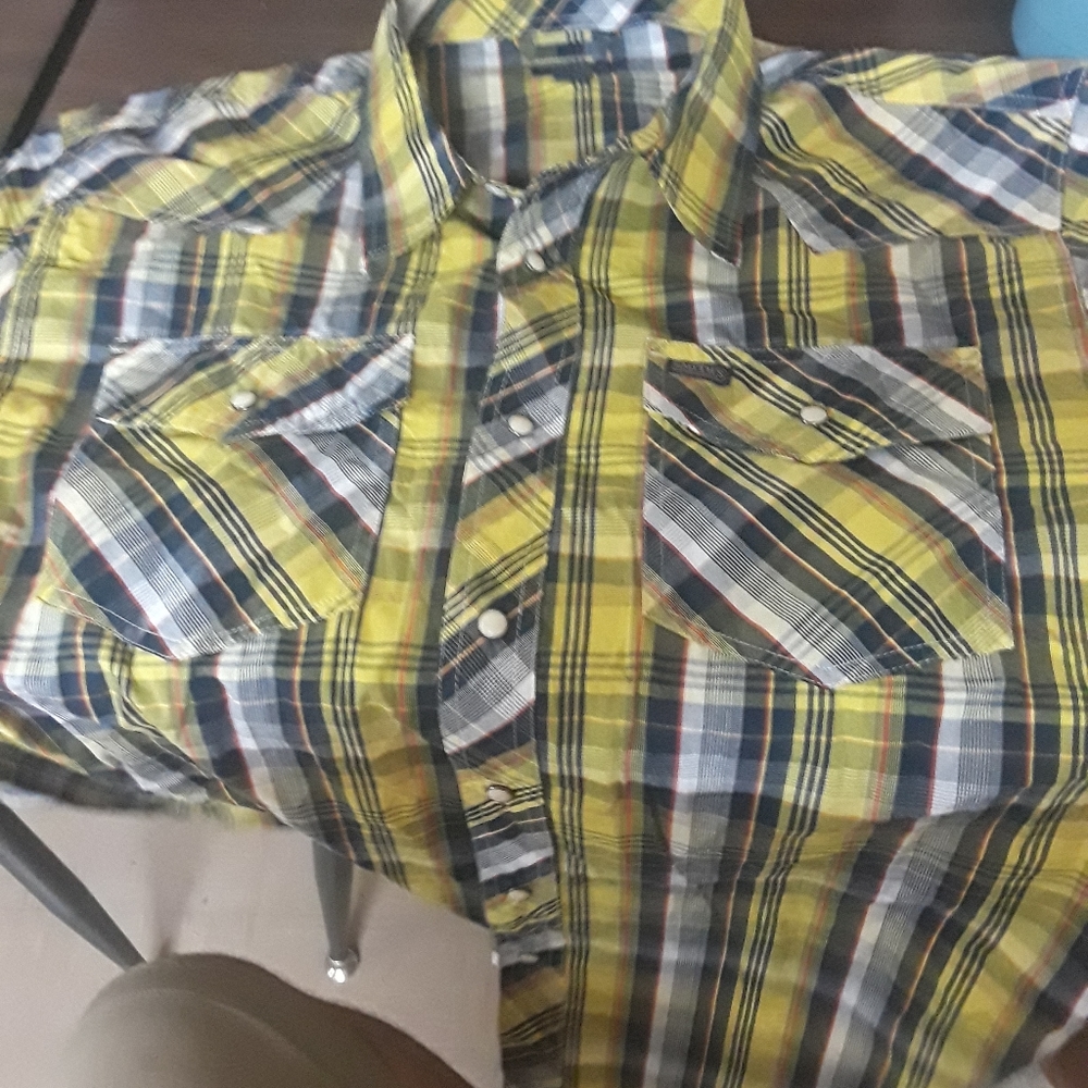 Men's shirt
